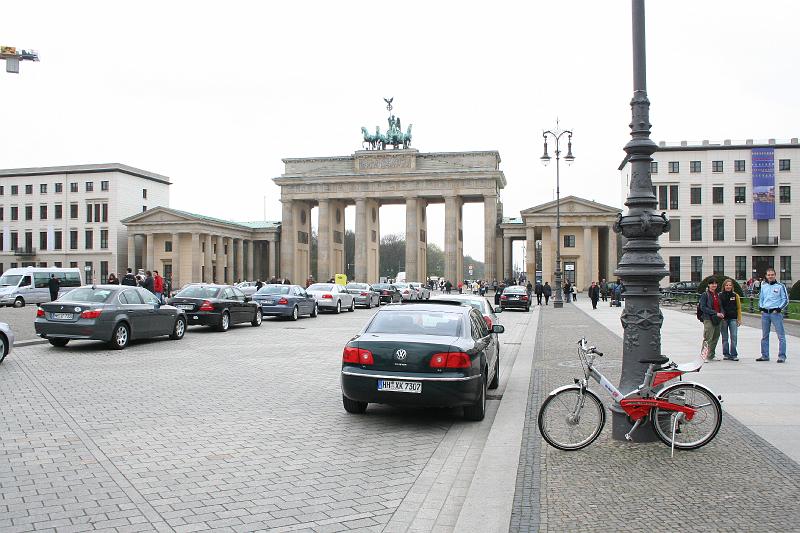 e - Berlin (33).JPG - Visite de Berlin - porte de Brandebourg